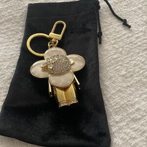 Vivienne LV flower keychain